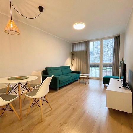 Apartament Przy Atrium, Stacja Metra Rondo Onz 华沙 外观 照片