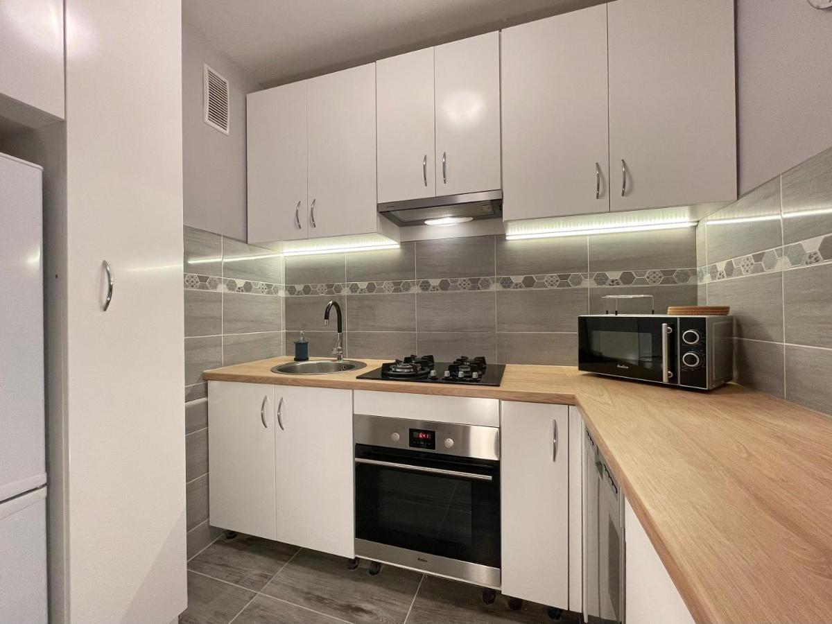 Apartament Przy Atrium, Stacja Metra Rondo Onz 华沙 外观 照片